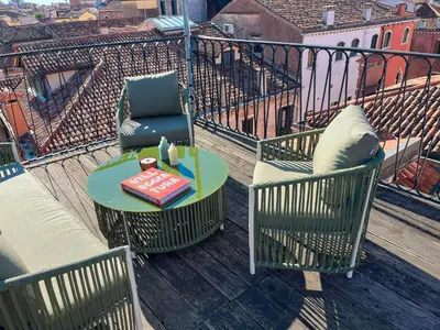 Balcone o terrazza di Stylish Apt w Panoramic Terraces Heart of Venice