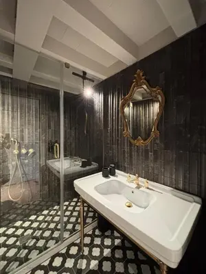 Planimetria di The Lotus Flower Stylish Renovated Apt in Venice