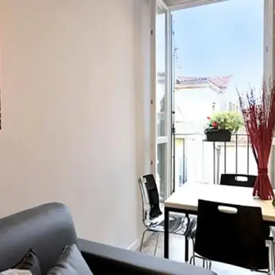 San Polo Apartment with Balcony