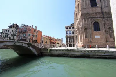 Vista sul fiume nelle vicinanze dell'appartamento