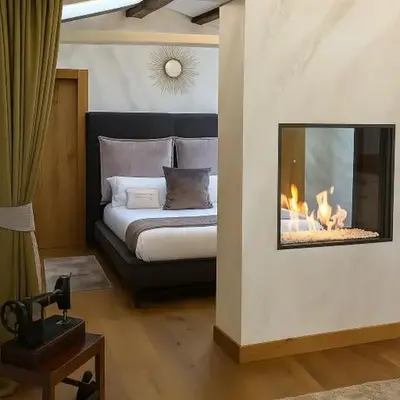 RUBINO Fireplace & Water view - by Sleep in Murano