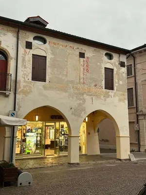 Facciata o entrata di Casa Sorgata