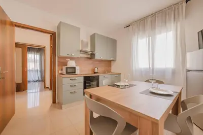 Cucina o angolo cottura di Unico Apt 3B, 2 ospiti, Parcheggio gratis, 10 minuti da Venezia