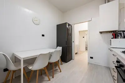 Cucina o angolo cottura di Family & Friends - 2min to Tram - 8min to Station