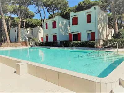 Piscina di RESIDENCE ISOLA Valencia 3 o nelle vicinanze