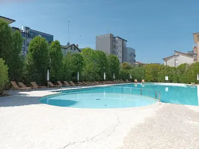 Piscina di Quadrilocale Stej Palace o nelle vicinanze
