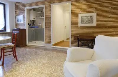Cucina o angolo cottura di Cannaregio Retreat with Canal View