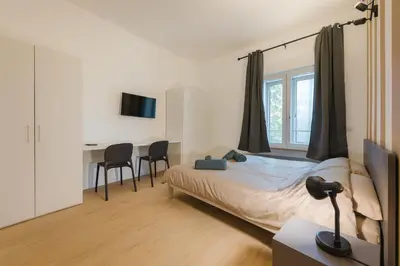 Planimetria di Elegante Stanza 3 bagno privato presso Stazione