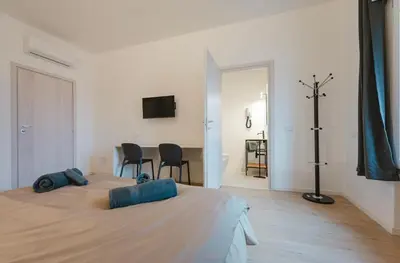Planimetria di Luminosa stanza 4 bagno privato vicino Stazione
