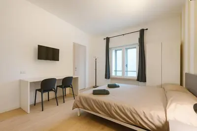 Planimetria di Luminosa stanza 4 bagno privato vicino Stazione