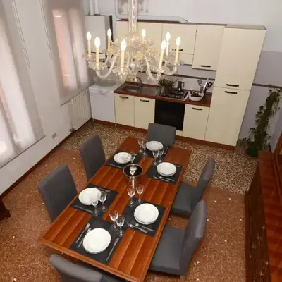 Classic Venice House