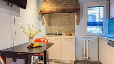 Cucina o angolo cottura di La Casa Gialla by Ca-Sa Check
