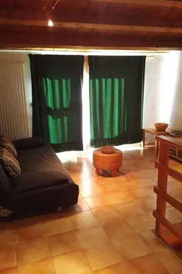 Area soggiorno di Apartment Zweijährige Terrassenwohnung by Interhome