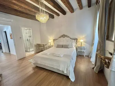 Letto o letti in una camera di Exclusive Apartment in Venice City Centre