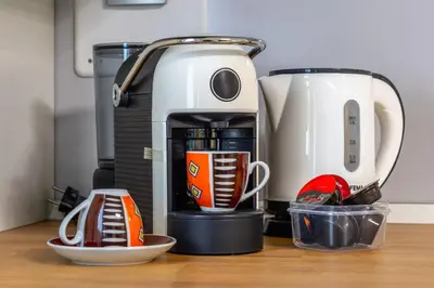 Set per la preparazione di tè e caffè presso Cozy apartment - ULTRALIGHT HOME