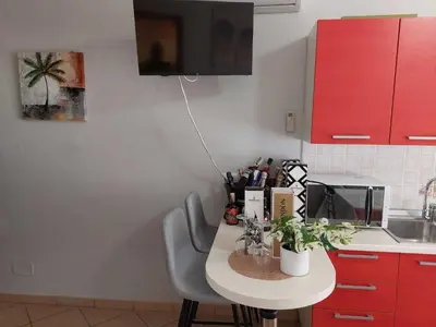 Cucina o angolo cottura di Accommodation with terrace and parking