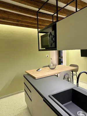 Cucina o angolo cottura di Canal View Boutique Apartment
