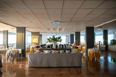 Cibo presso l'hotel o nelle vicinanze