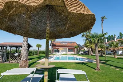 Piscina di Sweet Home Jesolo o nelle vicinanze
