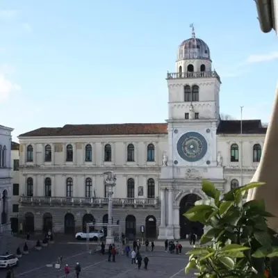 Piazza al Sole