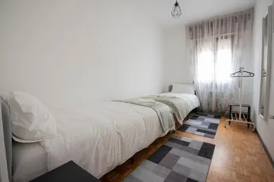 Letto o letti in una camera di Bright with 2 Terraces and PS5, Near the Center