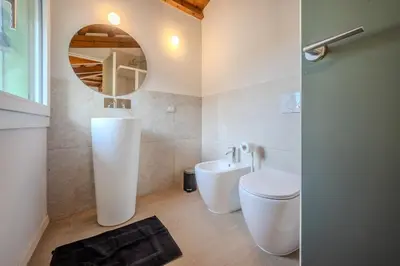 Bagno di La Cereria Design Flats - Il Gioielliere