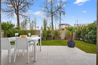 Giardino di Villa Laila IRIS SUITE APARTMENTS