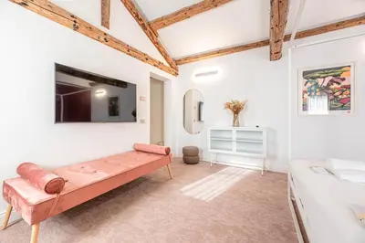 TV o dispositivi per l'intrattenimento presso Bombaso