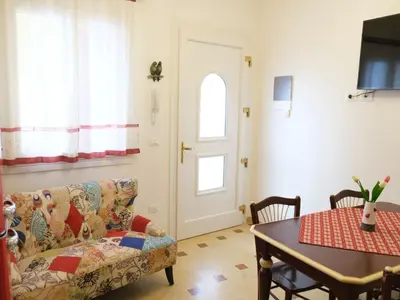 TV o dispositivi per l'intrattenimento presso Apartment Wohnung im historischen Zentrum by Interhome
