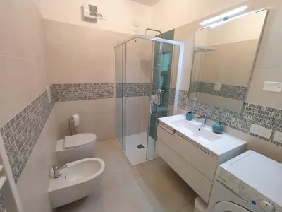 Bagno di Appartamento Mogano