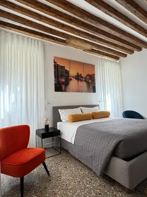 Letto o letti in una camera di Ca'Lavinia -2 Double Suites with Private Bathrooms
