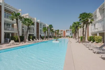 Piscina di Wave Plus Deko o nelle vicinanze