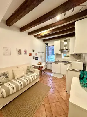 Area soggiorno di Caterina Biennale Apartment