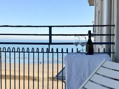 Balcone o terrazza di VILLA TERESA fronte mare