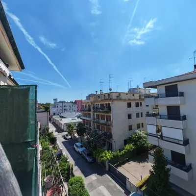 Il quartiere o una zona nella vicinanze della stanza in casa privata