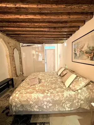 Letto o letti in una camera di Independent Venice Studio with outdoor patio