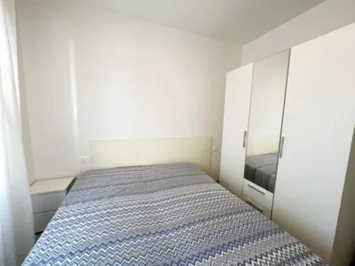 Letto o letti in una camera di Spacious Italian Villa near Beach