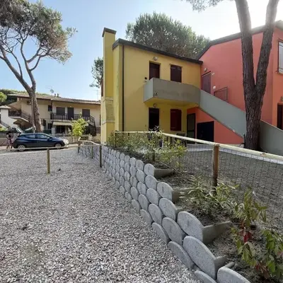 Beachside Italian Villa for 6