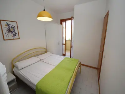 Letto o letti in una camera di Beach holiday home for four guests
