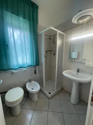 Bagno di Comfortable flat with private garden in Rosolina