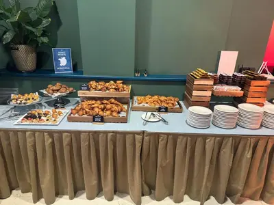 Cibo presso l'hotel o nelle vicinanze