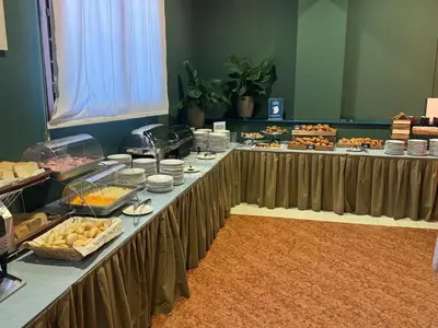Cibo presso l'hotel o nelle vicinanze