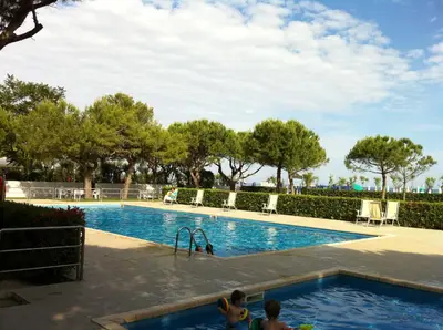 Piscina di RESIDENCE GARDEN -WALTERIGATO Apartments SOLO PER FAMIGLIE o nelle vicinanze