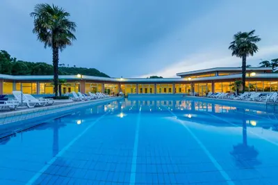 Piscina di Hotel Apollo Terme o nelle vicinanze