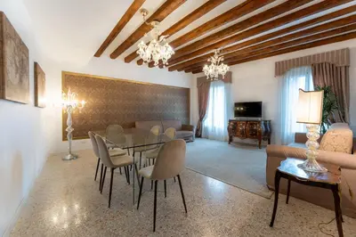 TV o dispositivi per l'intrattenimento presso San Teodoro Palace - Luxury Apartments