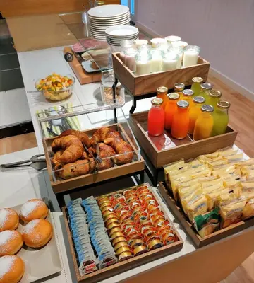 Cibo presso l'hotel o nelle vicinanze