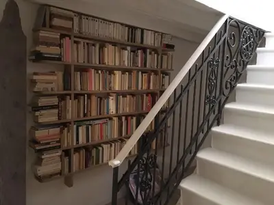 Biblioteca nell'appartamento