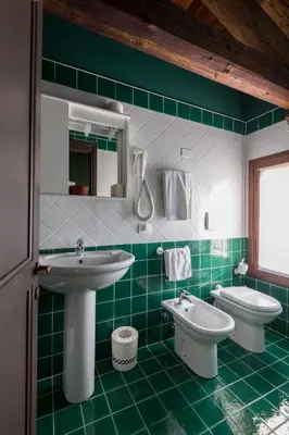 Bagno di Foresteria Borgoluce