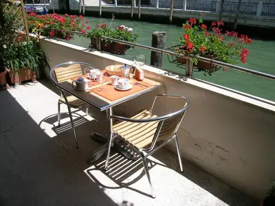 Balcone o terrazza di B&B Casa in Laguna
