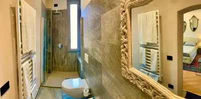 Bagno di ITALIANSTAYRENTALS Suite Falier- Luminosa Venezia